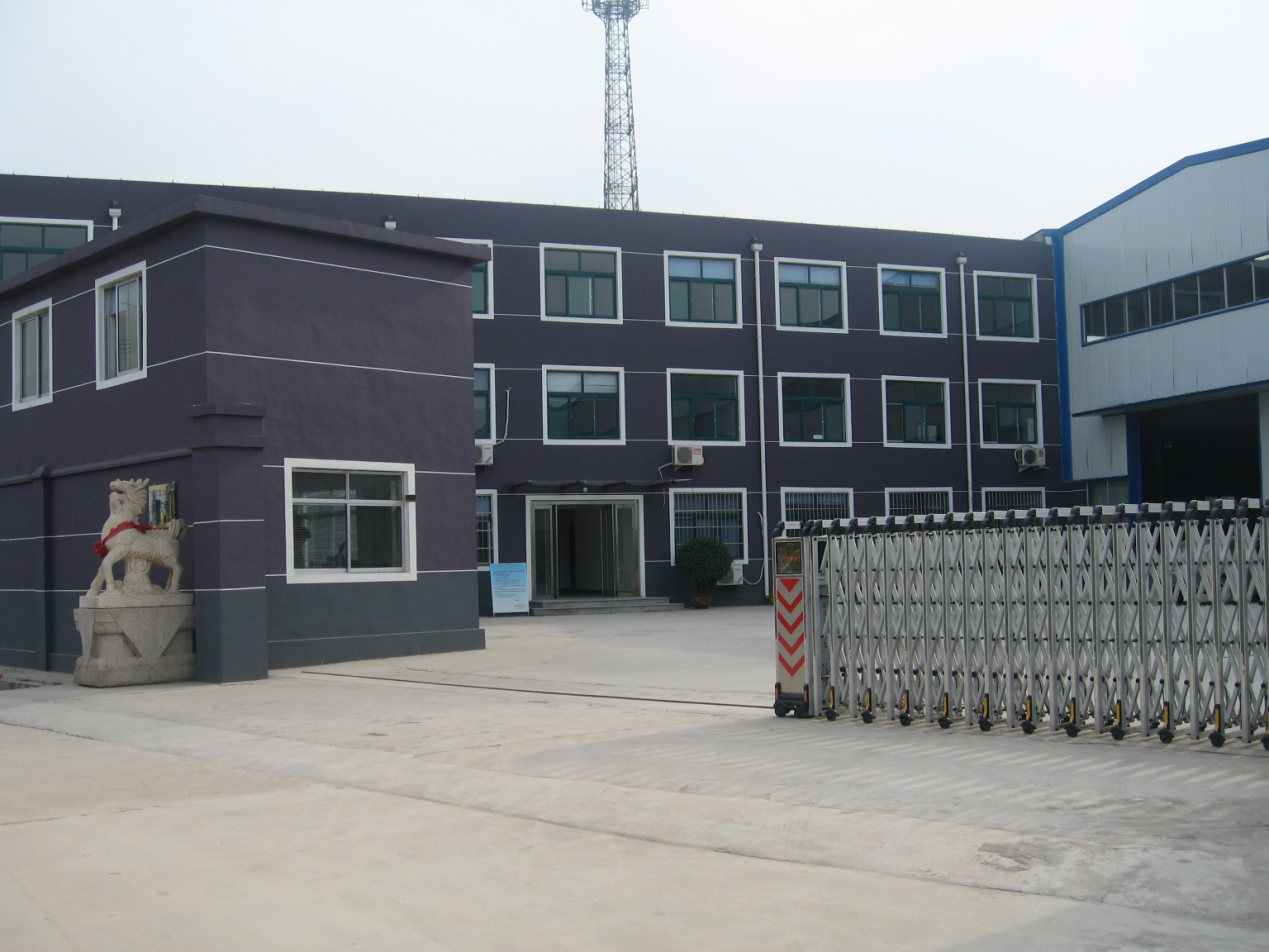 1567646239674923.png 云南活動房廠家_廠房門口.png